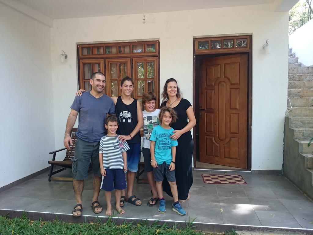 סיגירייה Isanka Lion Lodge מראה חיצוני תמונה