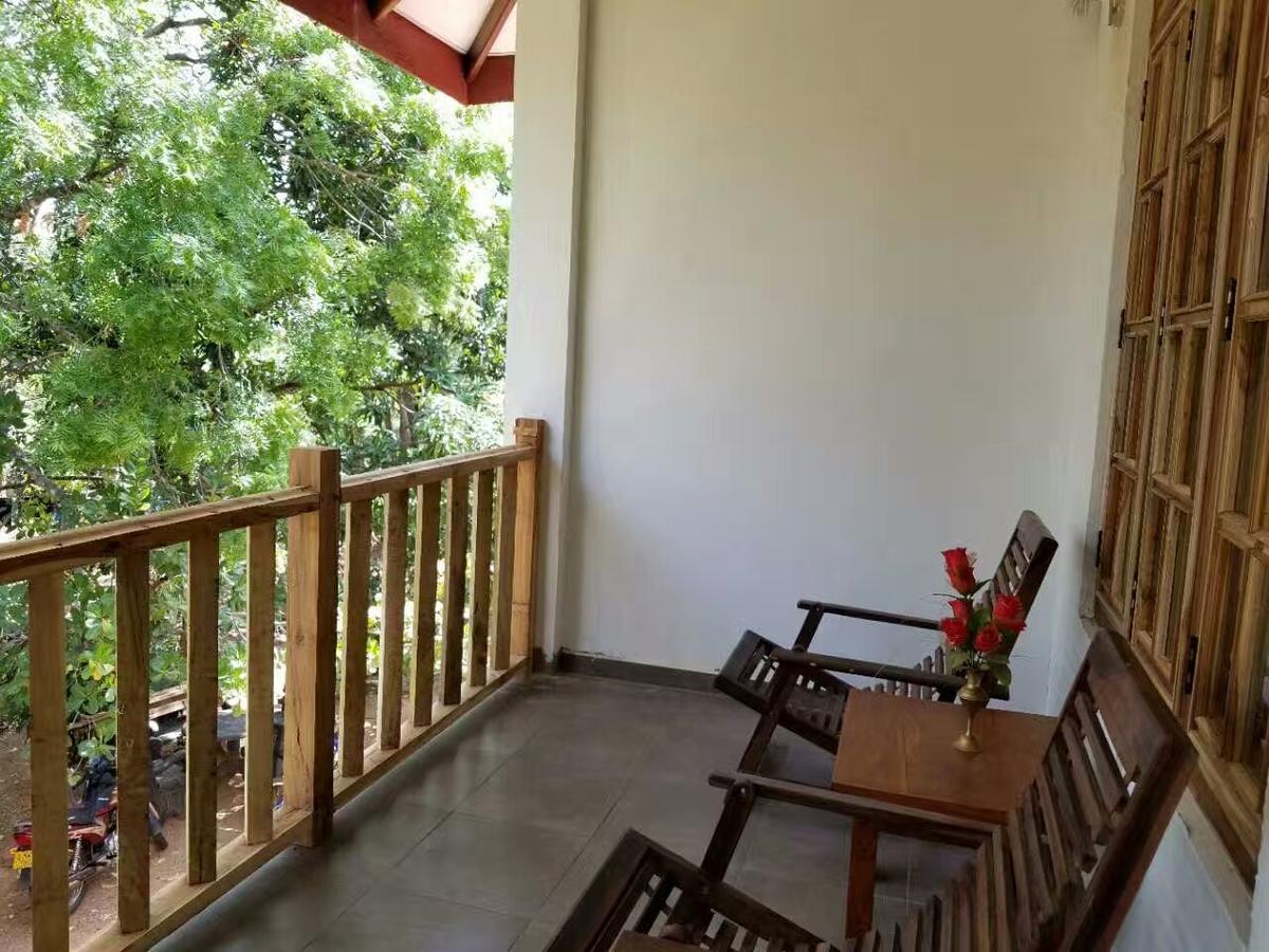 סיגירייה Isanka Lion Lodge מראה חיצוני תמונה